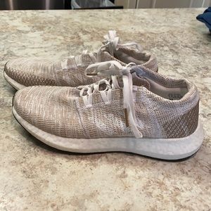 Adidas Pureboost Go - size 9